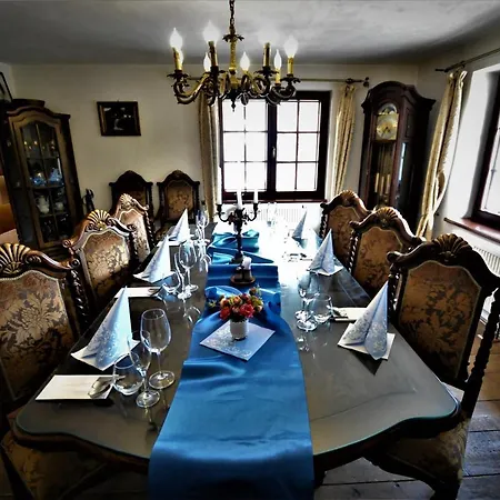 Restauracia Na Mlyne 3*